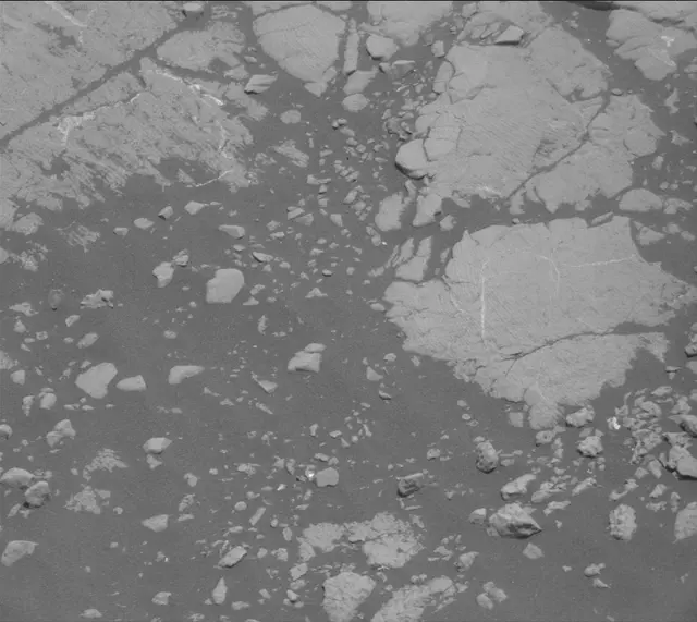 Sol 2751: Mast Camera (Mastcam)
