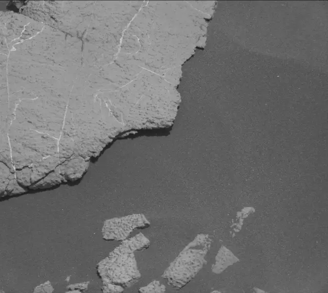 Sol 2751: Mast Camera (Mastcam)