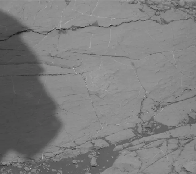 Sol 2753: Mast Camera (Mastcam)