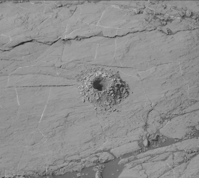 Sol 2754: Mast Camera (Mastcam)