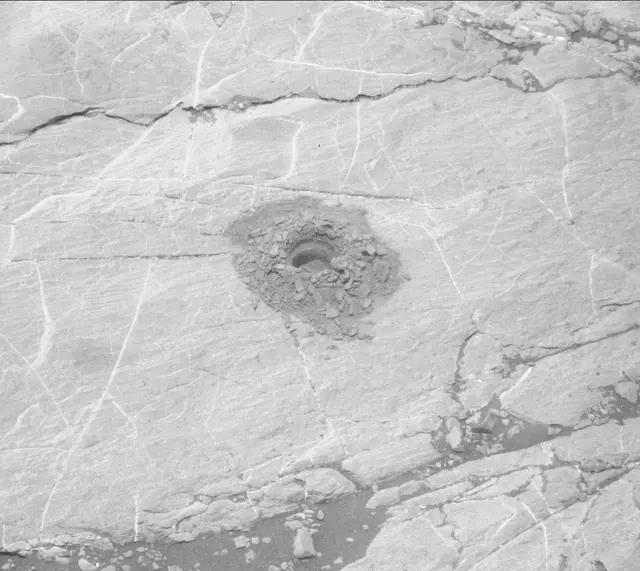 Sol 2755: Mast Camera (Mastcam)