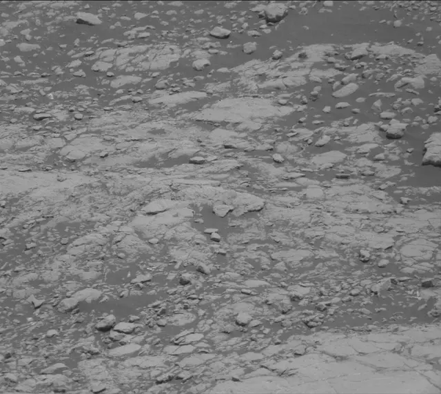 Sol 2755: Mast Camera (Mastcam)