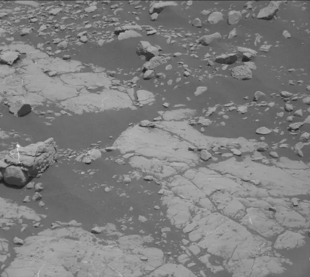 Sol 2755: Mast Camera (Mastcam)