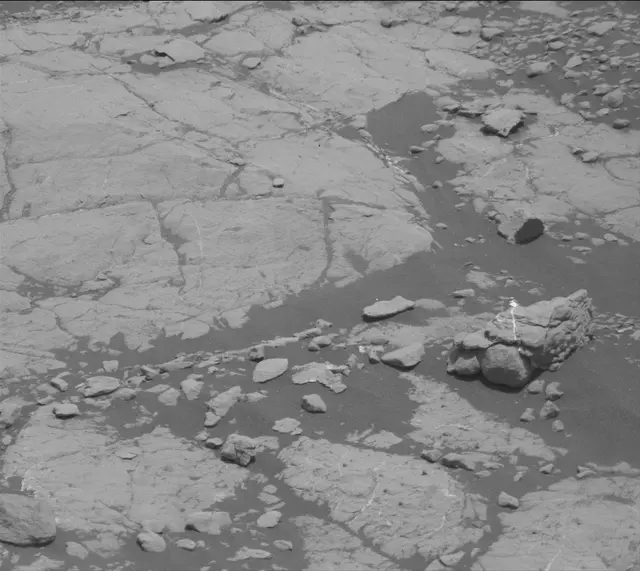 Sol 2755: Mast Camera (Mastcam)