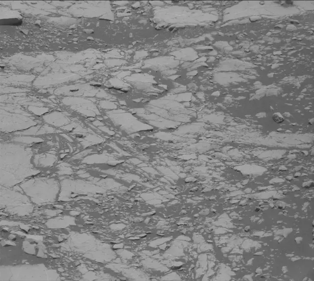 Sol 2755: Mast Camera (Mastcam)