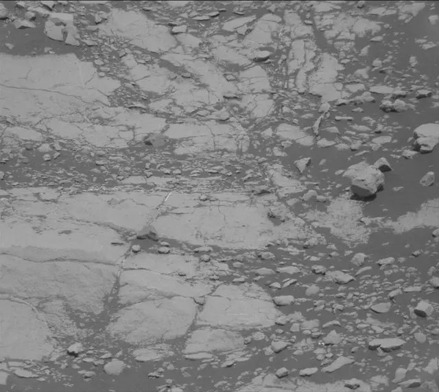 Sol 2755: Mast Camera (Mastcam)