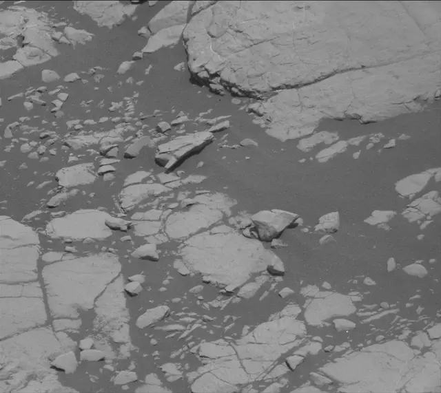 Sol 2755: Mast Camera (Mastcam)