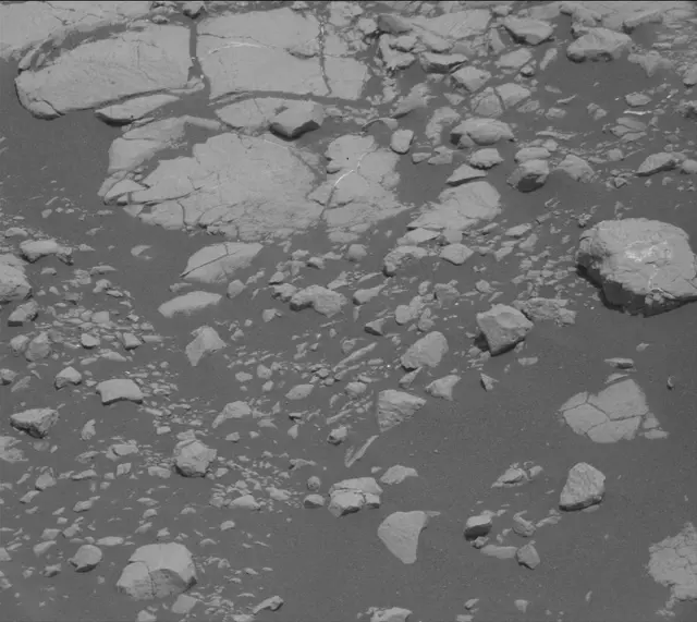 Sol 2755: Mast Camera (Mastcam)
