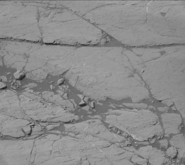 Sol 2755: Mast Camera (Mastcam)