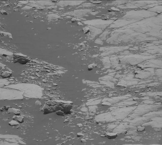 Sol 2756: Mast Camera (Mastcam)