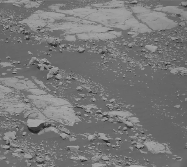 Sol 2756: Mast Camera (Mastcam)
