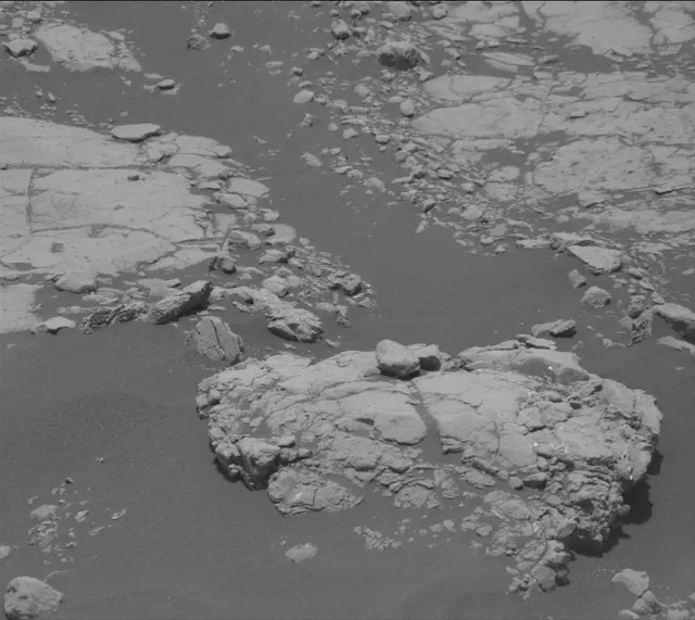 Sol 2756: Mast Camera (Mastcam)