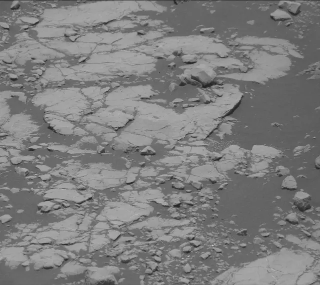 Sol 2756: Mast Camera (Mastcam)