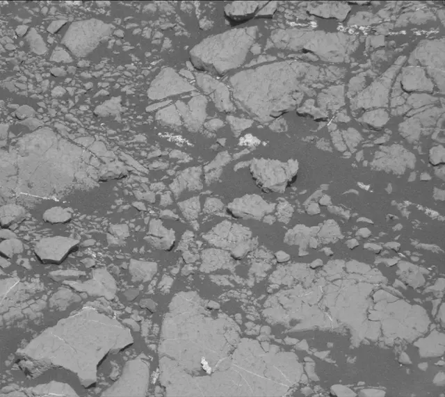 Sol 2758: Mast Camera (Mastcam)
