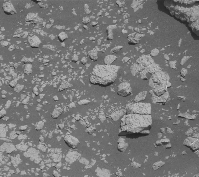 Sol 2758: Mast Camera (Mastcam)