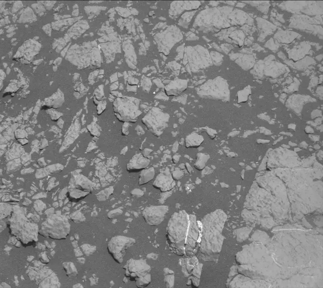 Sol 2758: Mast Camera (Mastcam)