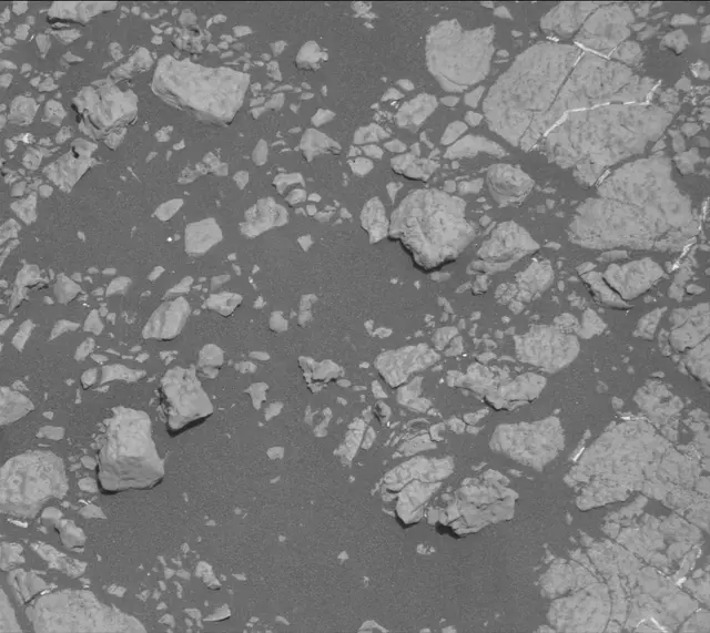 Sol 2758: Mast Camera (Mastcam)