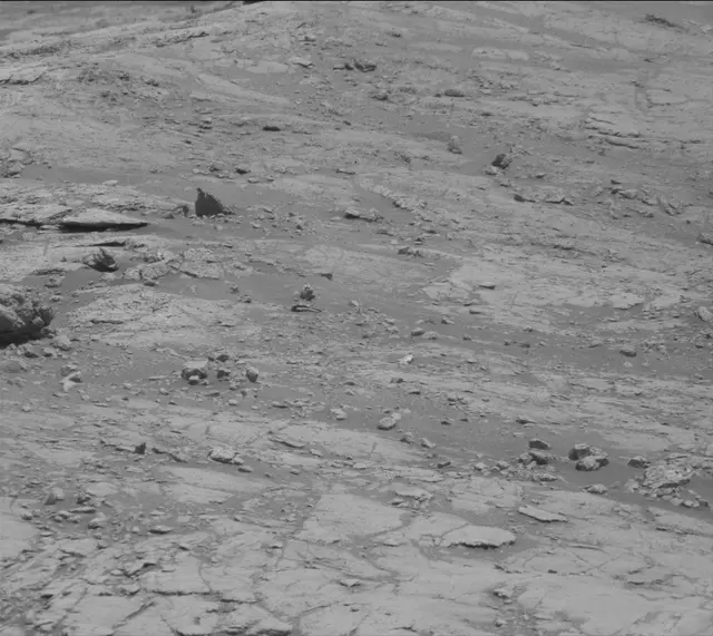 Sol 2761: Mast Camera (Mastcam)