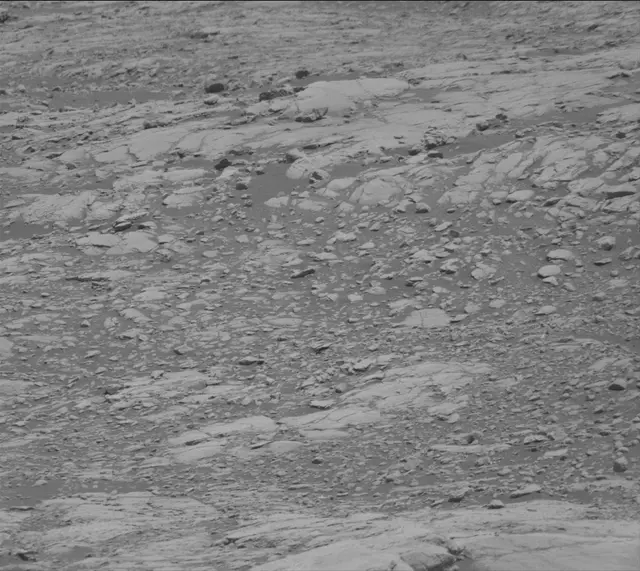 Sol 2761: Mast Camera (Mastcam)