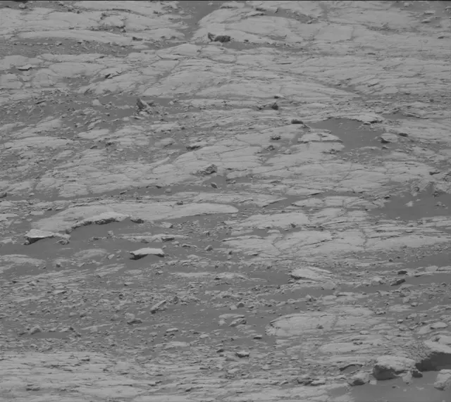 Sol 2761: Mast Camera (Mastcam)