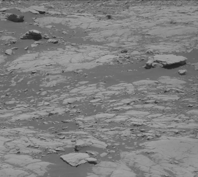 Sol 2761: Mast Camera (Mastcam)