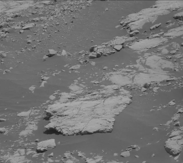 Sol 2761: Mast Camera (Mastcam)