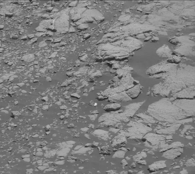 Sol 2761: Mast Camera (Mastcam)