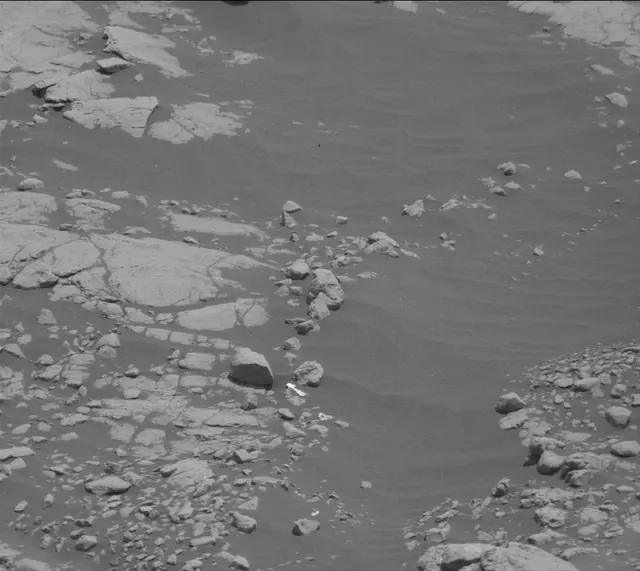 Sol 2761: Mast Camera (Mastcam)