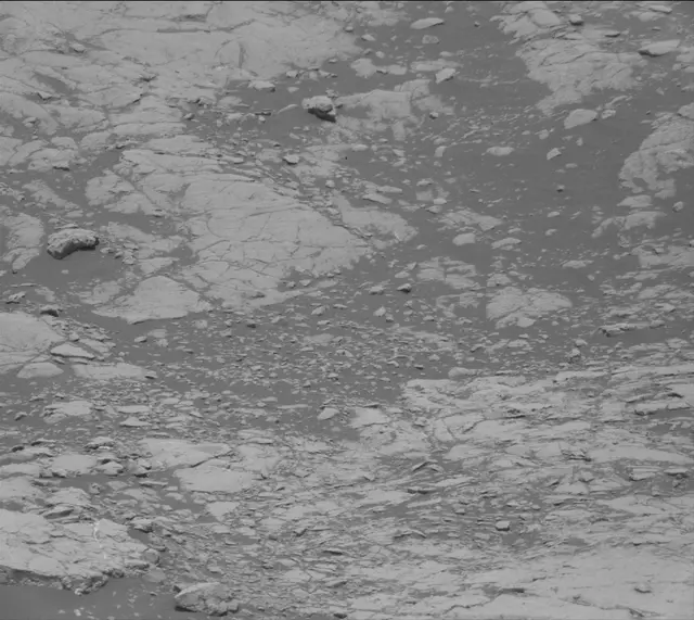 Sol 2761: Mast Camera (Mastcam)