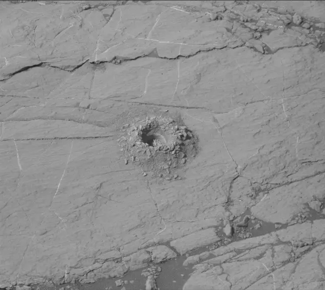 Sol 2761: Mast Camera (Mastcam)