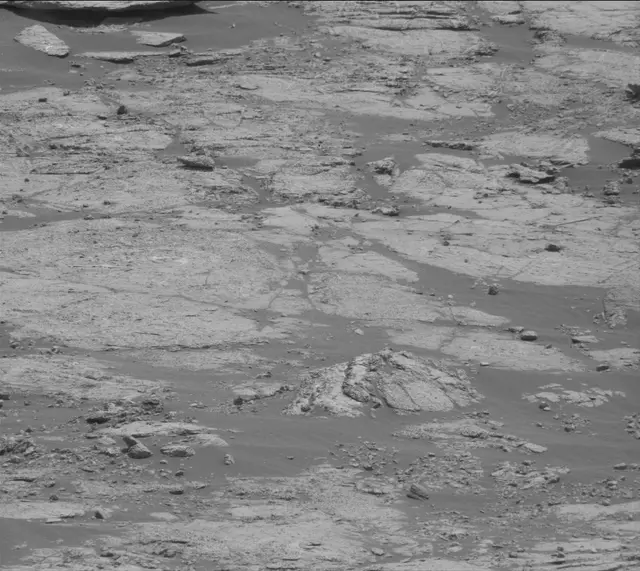 Sol 2762: Mast Camera (Mastcam)