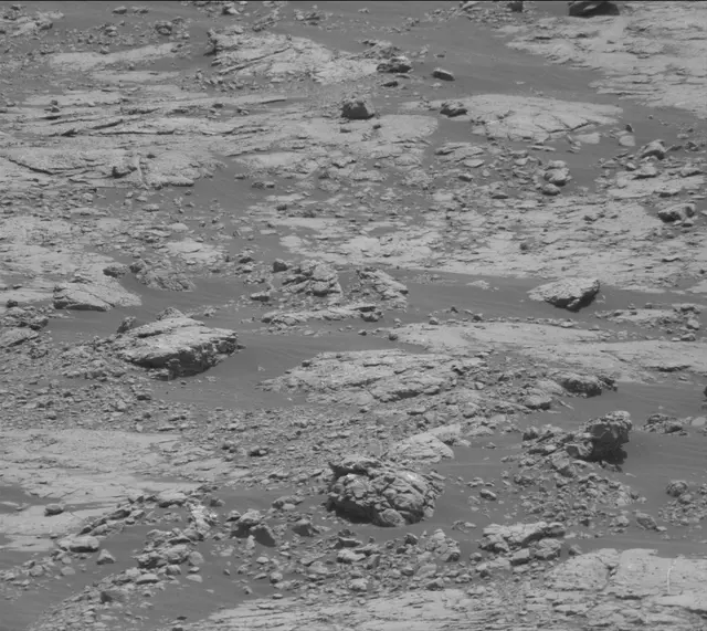 Sol 2762: Mast Camera (Mastcam)