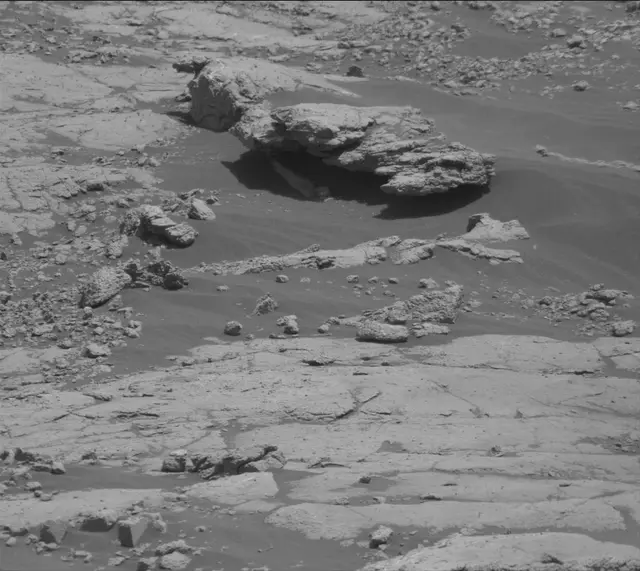 Sol 2762: Mast Camera (Mastcam)