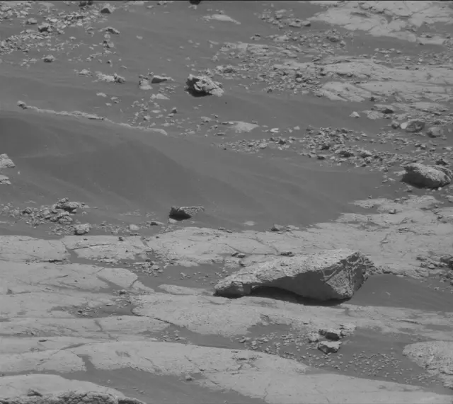 Sol 2762: Mast Camera (Mastcam)