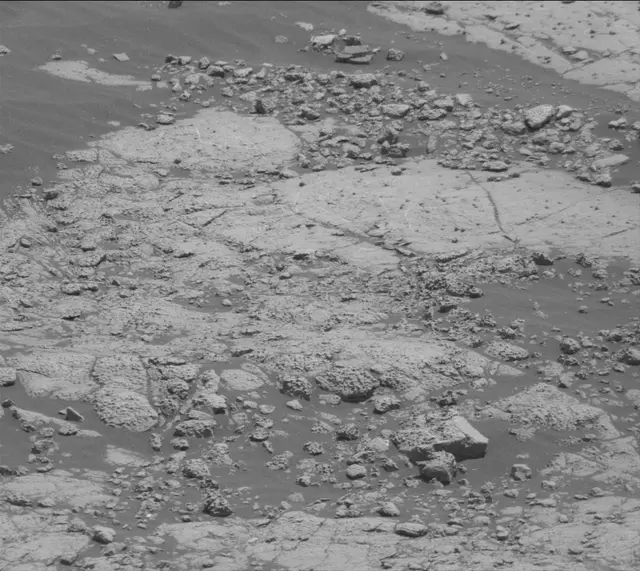 Sol 2762: Mast Camera (Mastcam)