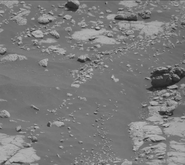 Sol 2762: Mast Camera (Mastcam)