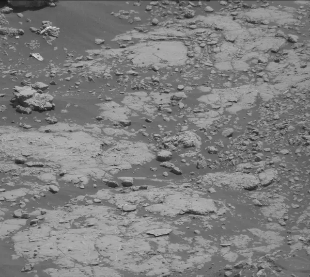 Sol 2762: Mast Camera (Mastcam)