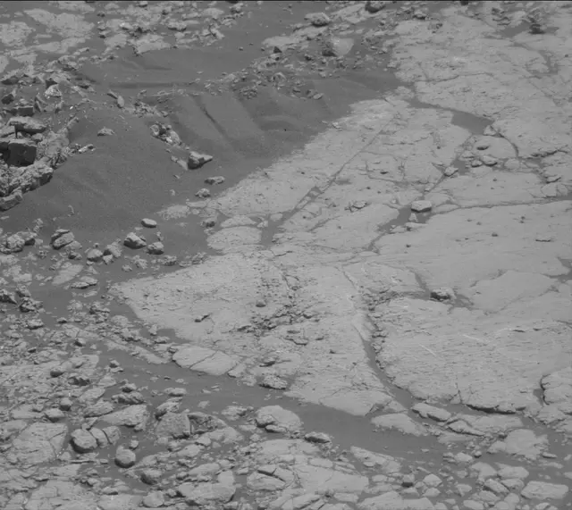 Sol 2762: Mast Camera (Mastcam)