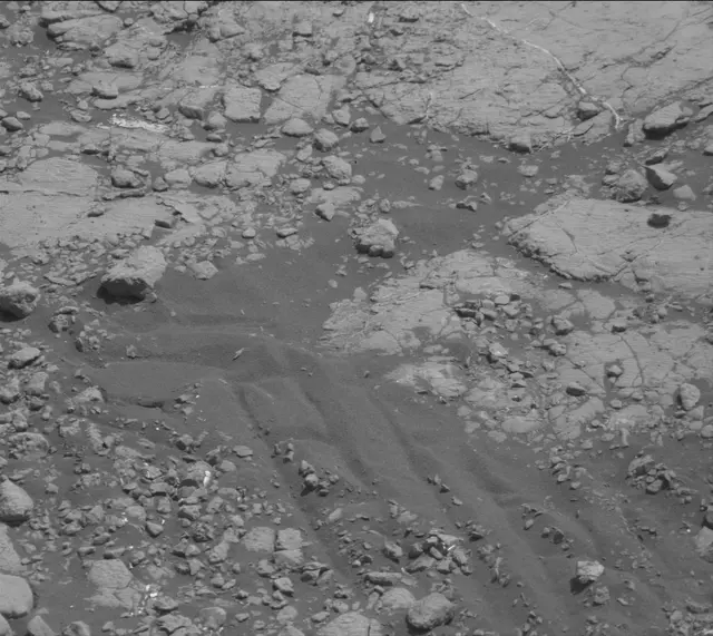 Sol 2762: Mast Camera (Mastcam)