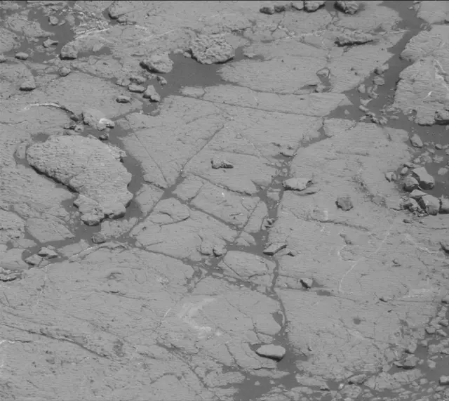 Sol 2762: Mast Camera (Mastcam)