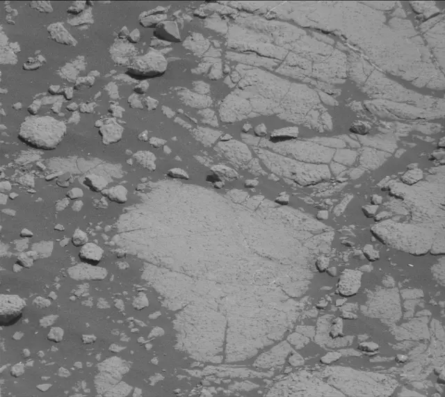 Sol 2762: Mast Camera (Mastcam)
