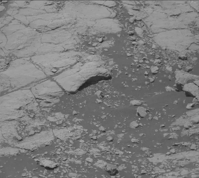 Sol 2764: Mast Camera (Mastcam)