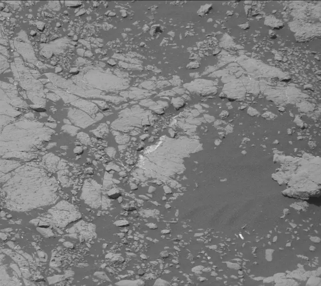 Sol 2764: Mast Camera (Mastcam)