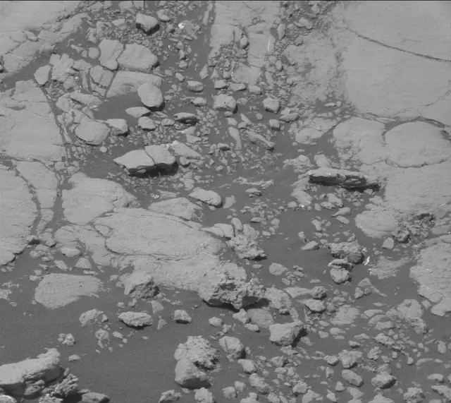 Sol 2764: Mast Camera (Mastcam)