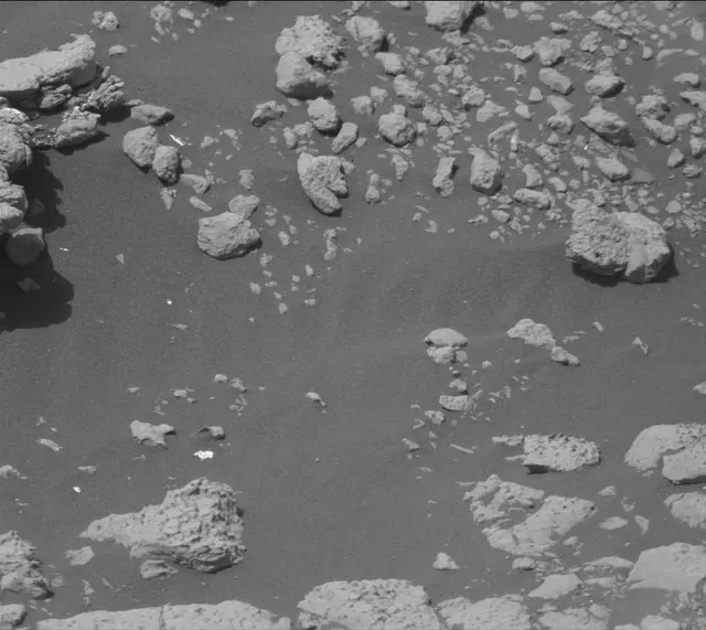 Sol 2764: Mast Camera (Mastcam)