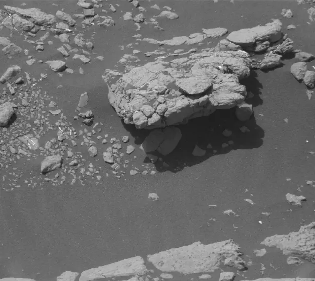 Sol 2764: Mast Camera (Mastcam)