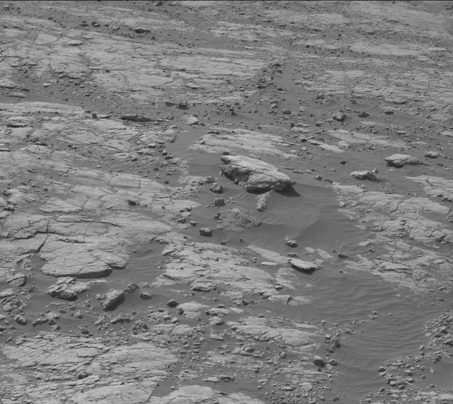 Sol 2767: Mast Camera (Mastcam)