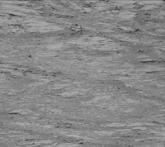 Sol 2767: Mast Camera (Mastcam)
