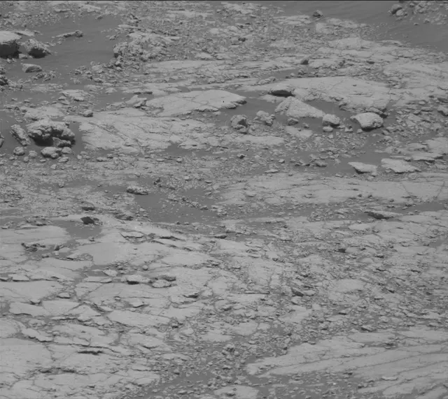 Sol 2770: Mast Camera (Mastcam)