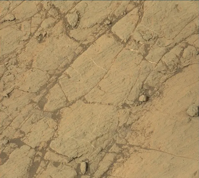 Sol 2772: Mast Camera (Mastcam)